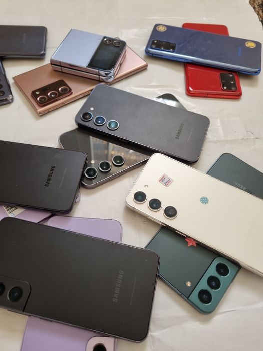 Samsung s23  o'zi 8ga 256gb Holati yaxshi