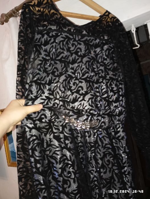 Продам платье новое