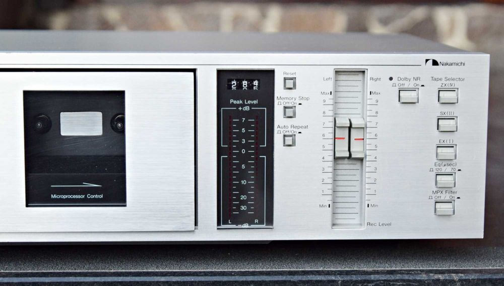 Deck Nakamichi BX-100 E, casetofon