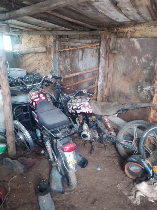 Продам 2 мотоцикла  срочно