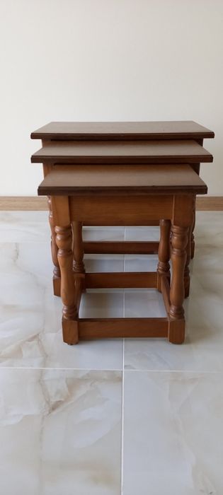 Комплект дъбови масички 3 в 1