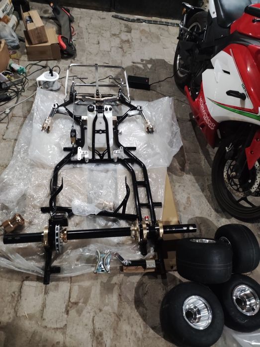 Картинг спортивный, шасси, колеса, без двигателя