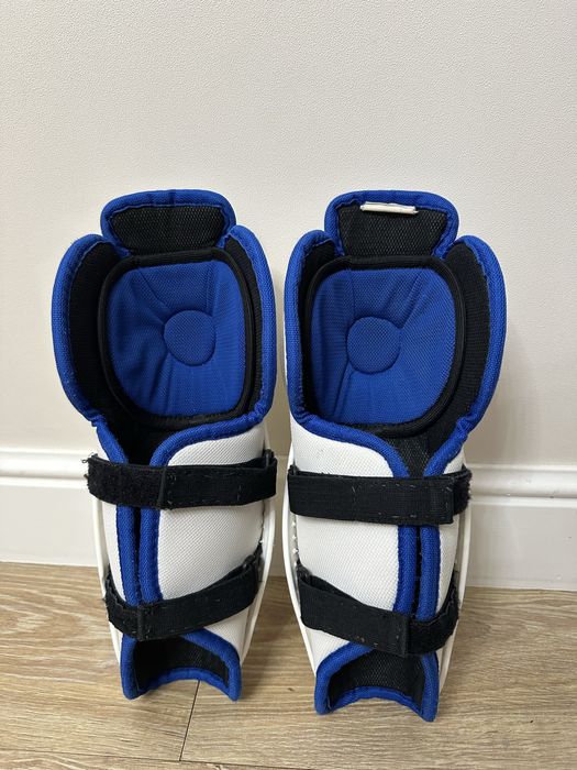 Щитки хоккейные 10 размер