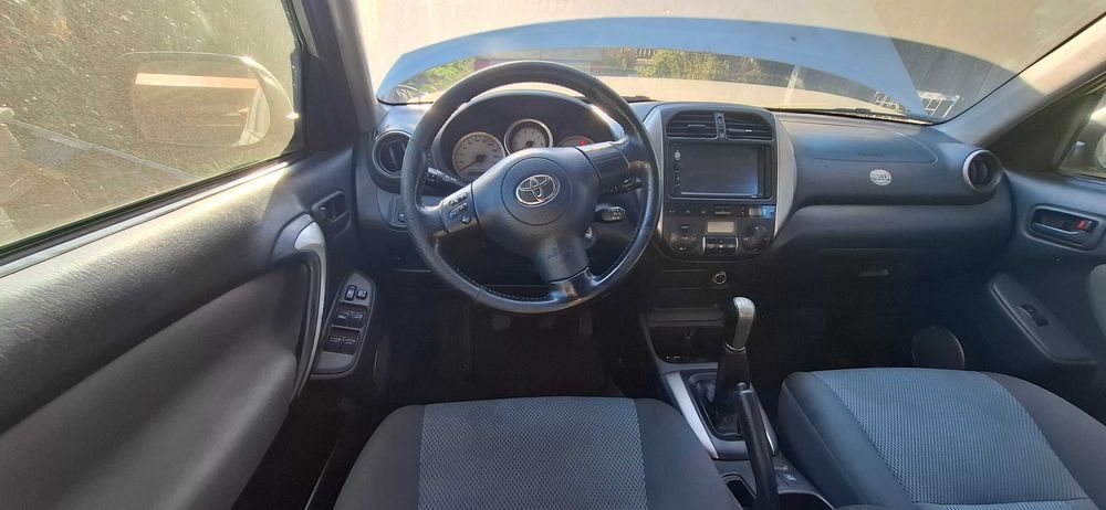 Toyota RAV4 2005