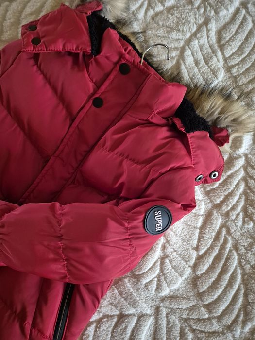 Червено детско яке