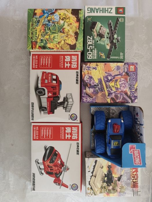 Набор игрушек в коробках, новые