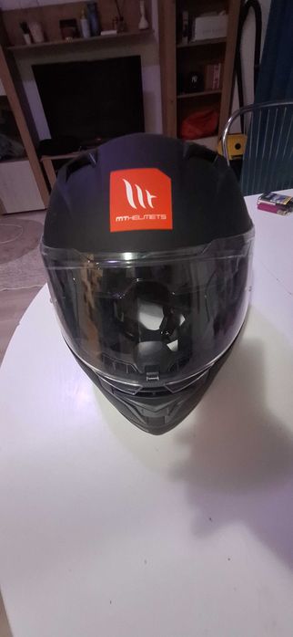 Vând cască mt helmets maimea M