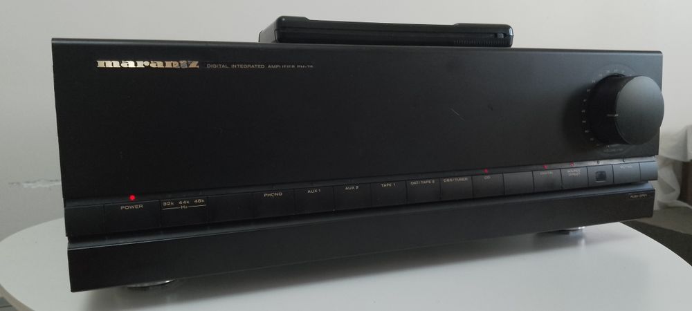 Amplificator Marantz PM 75/Telecomanda