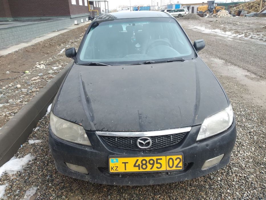 МАЗДА 323 продам 2001 год