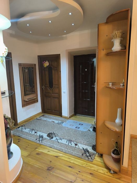 Продается 3-х комнатная квартира