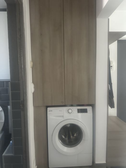 Inchiriez ap cu 2 dormitoare in Floresti