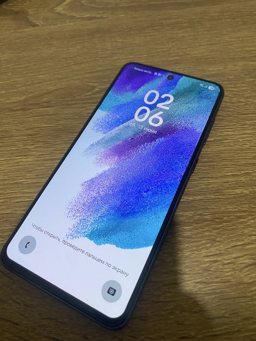 Samsung S21 минусов нет, но коробка потерялся