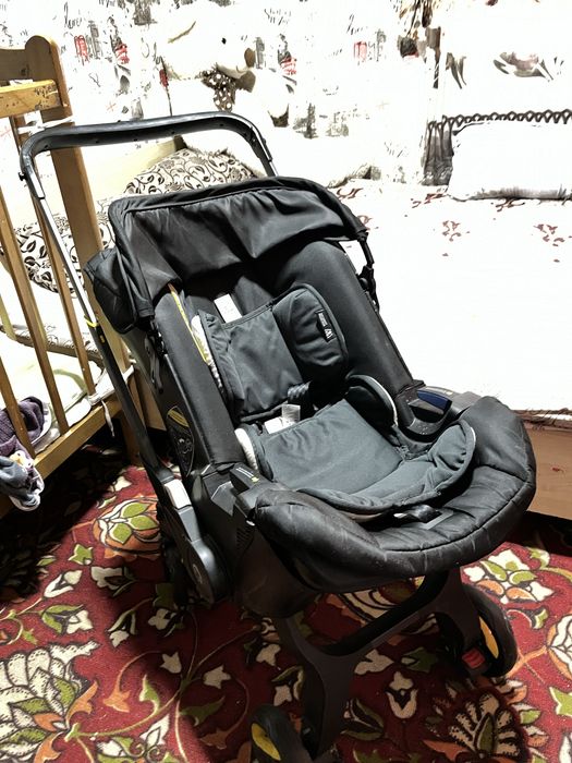 Продам коляску автолюльку