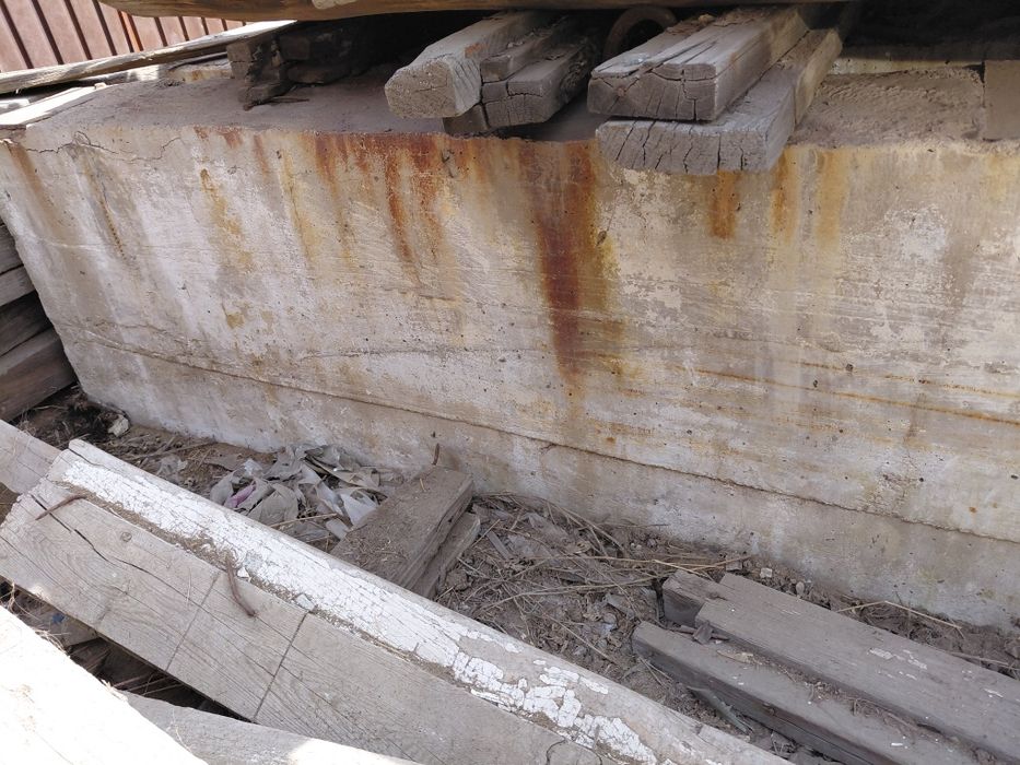 Продается ригеля 4штуки