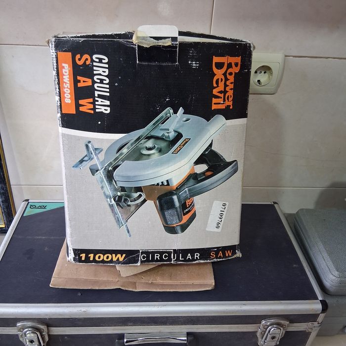 Bormasina. Flex. Circular