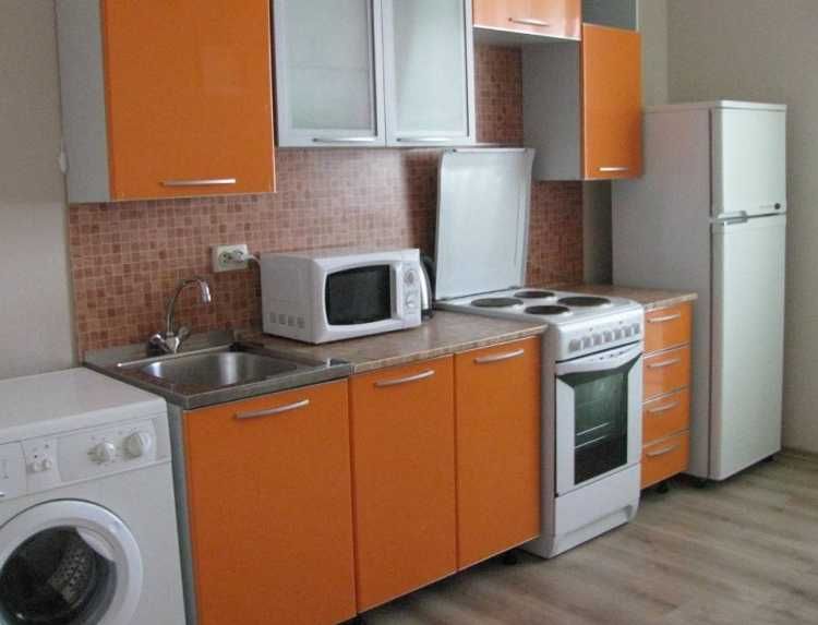 Дава се под наем Едностаен апартамент в Пловдив, Мараша - 42 кв.м за 168.3 € - Снимка #1