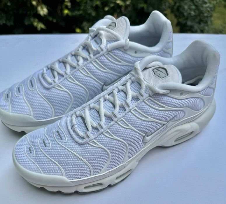Nike Air Max TN Triple White
