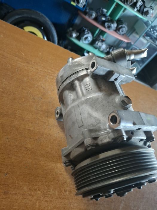 Compresor aer condiționat Citroen Berlingo Picasso Peugeot Partner  1.6 hdi