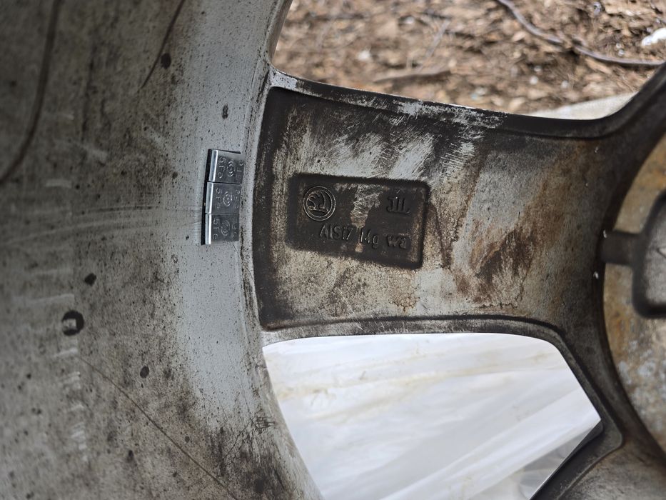 jante aliaj skoda octavia 18 - cu anvelope 225 40 18 vara