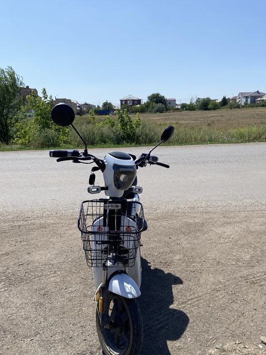 Скутер электроный ск 8