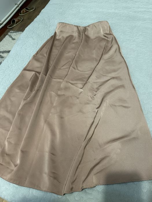 Отдам даром вещи на S-M