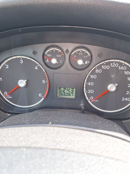 FORD Focus 1998 — imagine 5