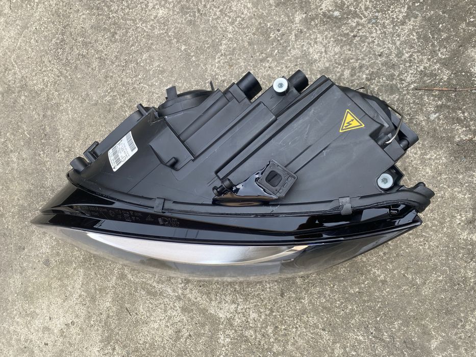 Far stanga Audi TT 8J  cu DRL an:2006-2014