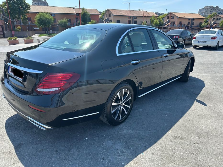 MERCEDES-BENZ E-Class 2019 — imagine 3