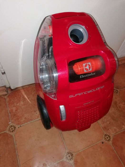 Прахосмукачка Electrolux
