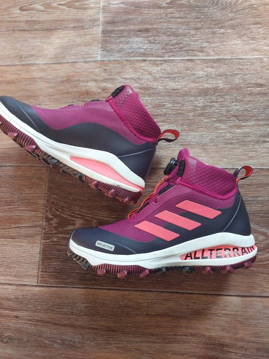 Кроссовки "Adidas " оригинал. 38 р-р.