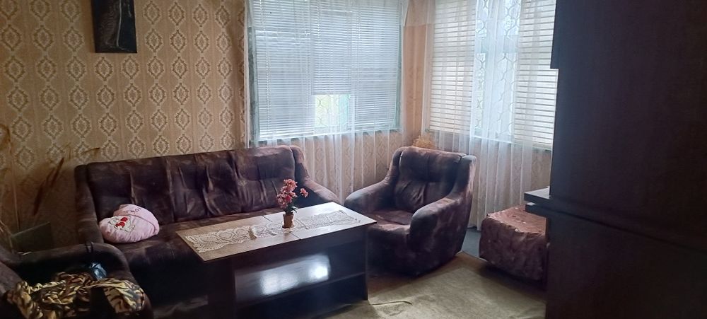 Селски имот къща!