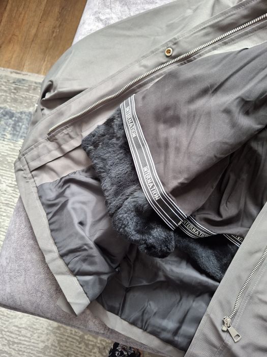 Парка зимнее серый