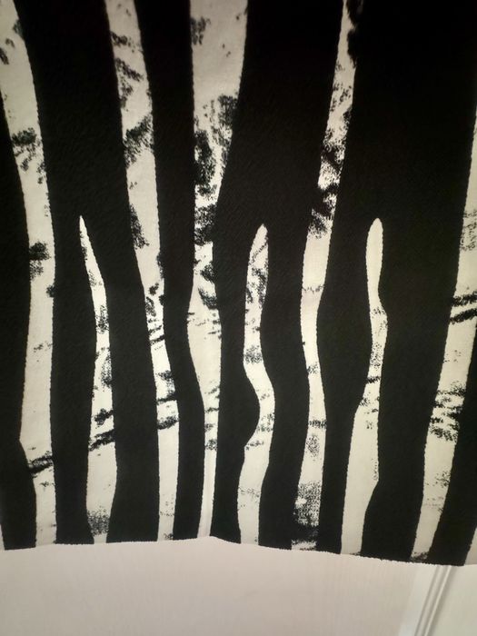 ЕЛЕГАНТНА пола тип молив