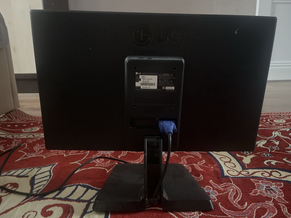 Монитор LG продам