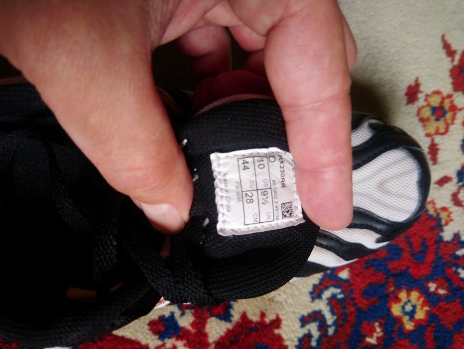 Маратонки new balance 44