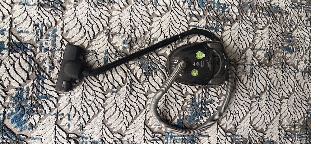 Продается пылесос Артел