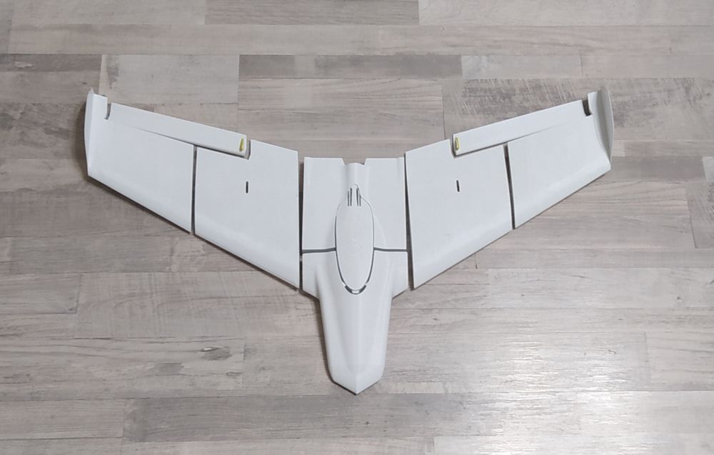 Летающая модель самосборка  крыла!