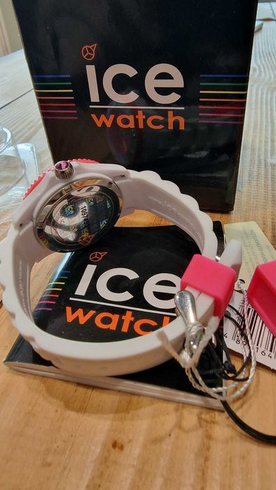 Часовник ICE- ръчен дамски