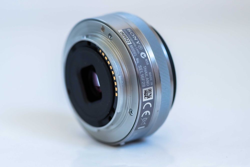 Obiectiv SONY 16 mm f2.8 PANCAKE mirrorless + filtru