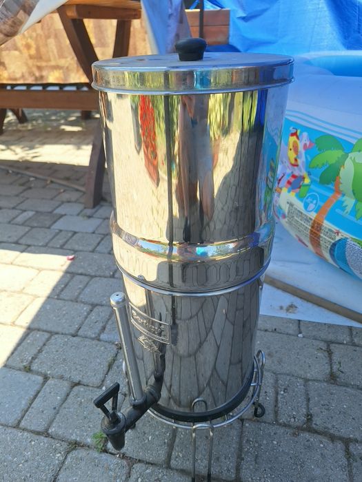 Filtru de apă gravitațional premium, marca Berkey