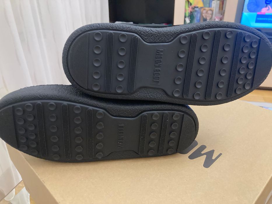 MOON BOOT 36 номер