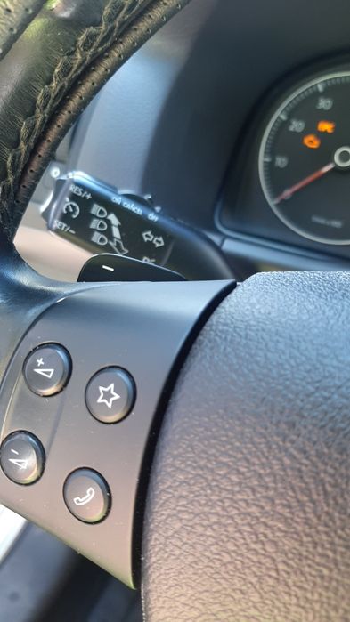 VW TOURAN 1.4 2009г.