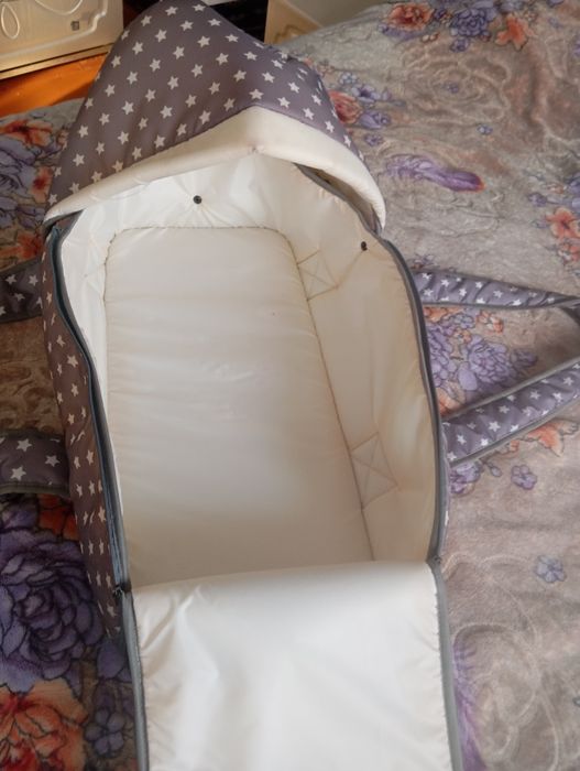 Продам комбинезон и переноску