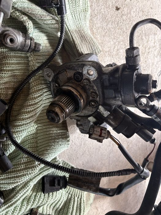 Kit injectie / injectoare audi a4 a5 a6 a7 q5 3.0 tdi Cdu