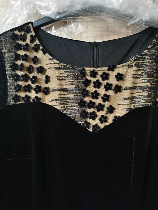 Vand rochie ocazie