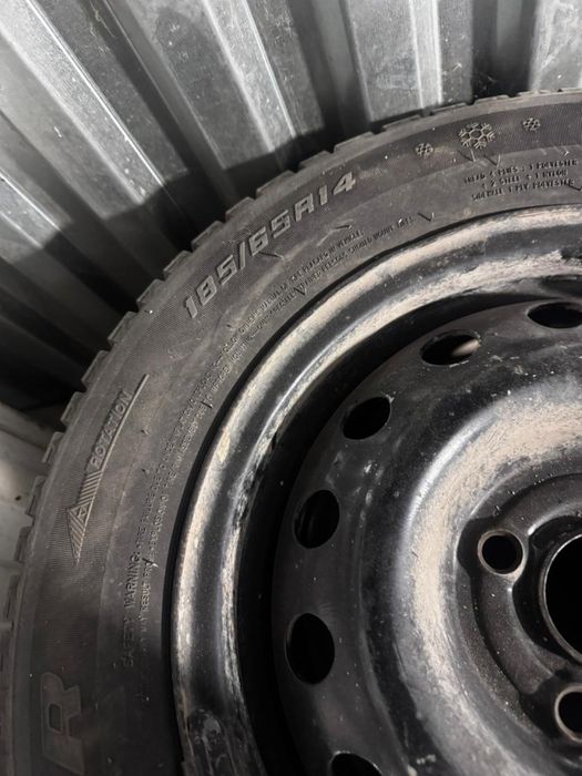 Продам зимние шины R14