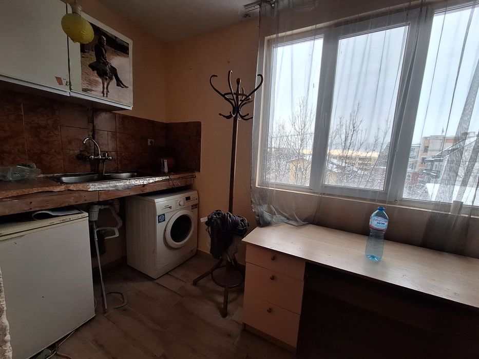 Дава се под наем  в София, Хладилника - 20 кв.м за 229.5 € - Снимка #4