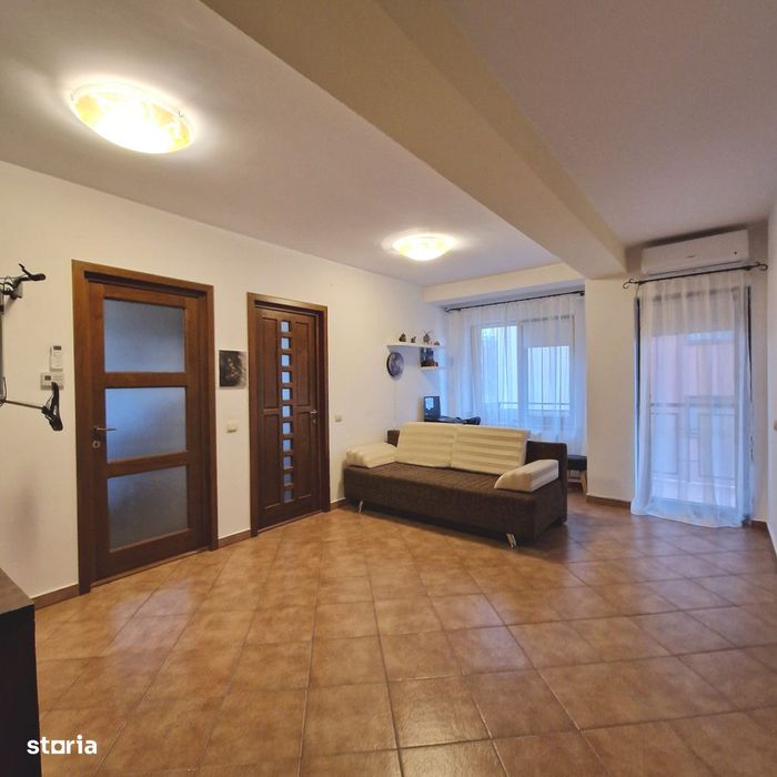 Apartament cu 2 camere, 46 mp, balcon, zona Stejarului — fotografia 3