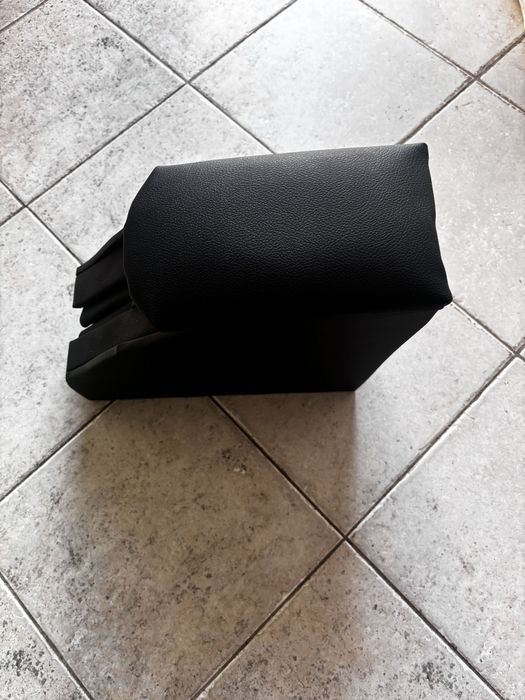 Гранта подлоготник