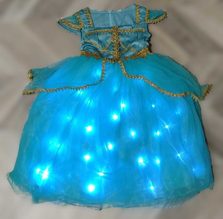 Светеща детска рокля с LED светлини в стил принцеса Жасмин